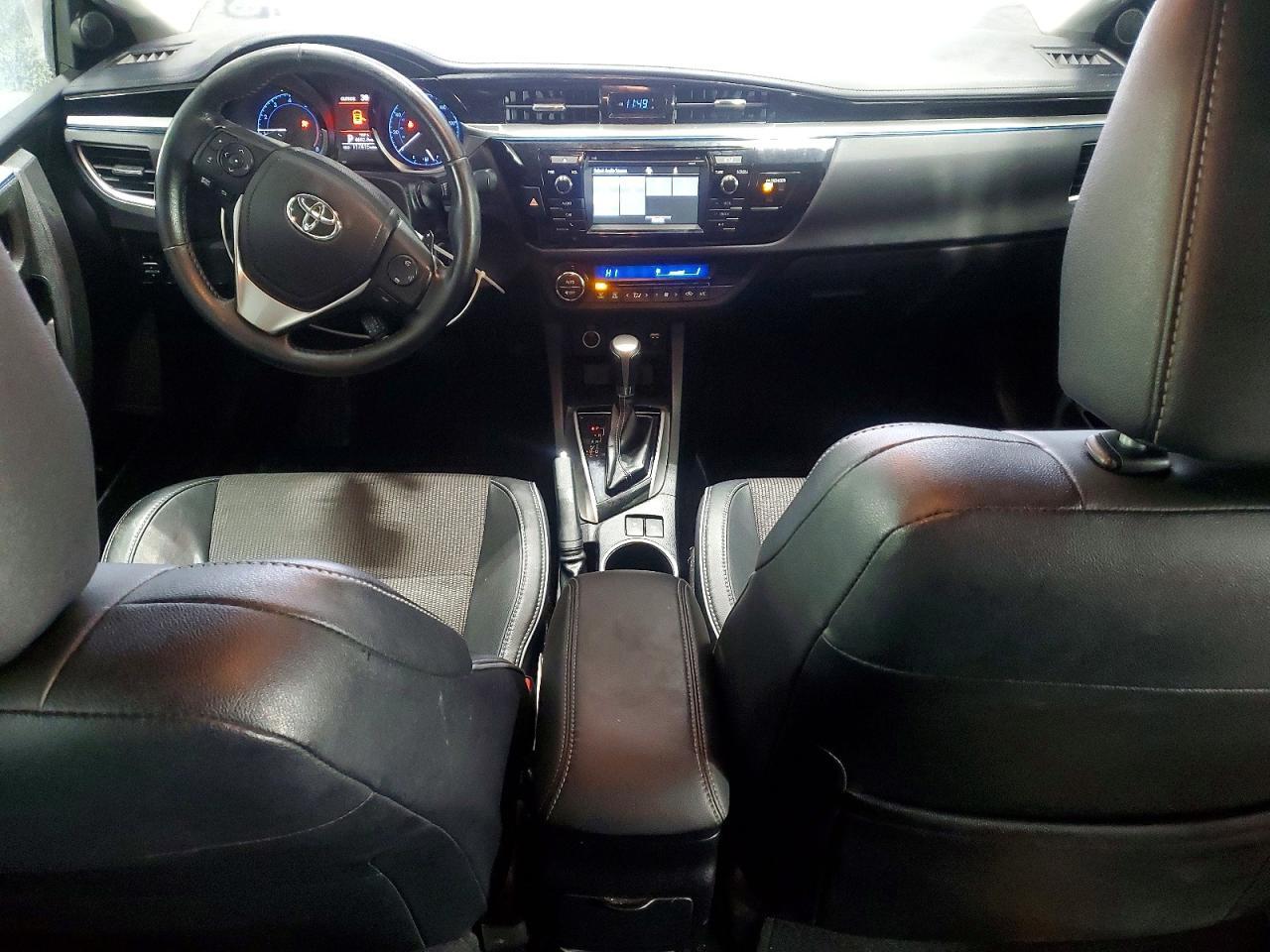 2015 TOYOTA COROLLA