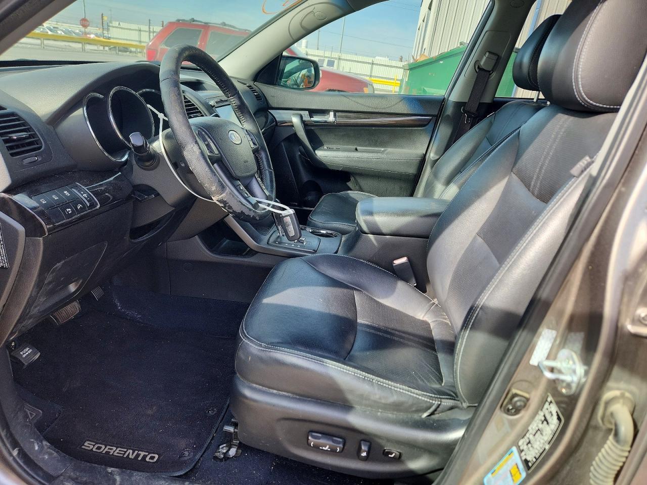 2011 KIA SORENTO