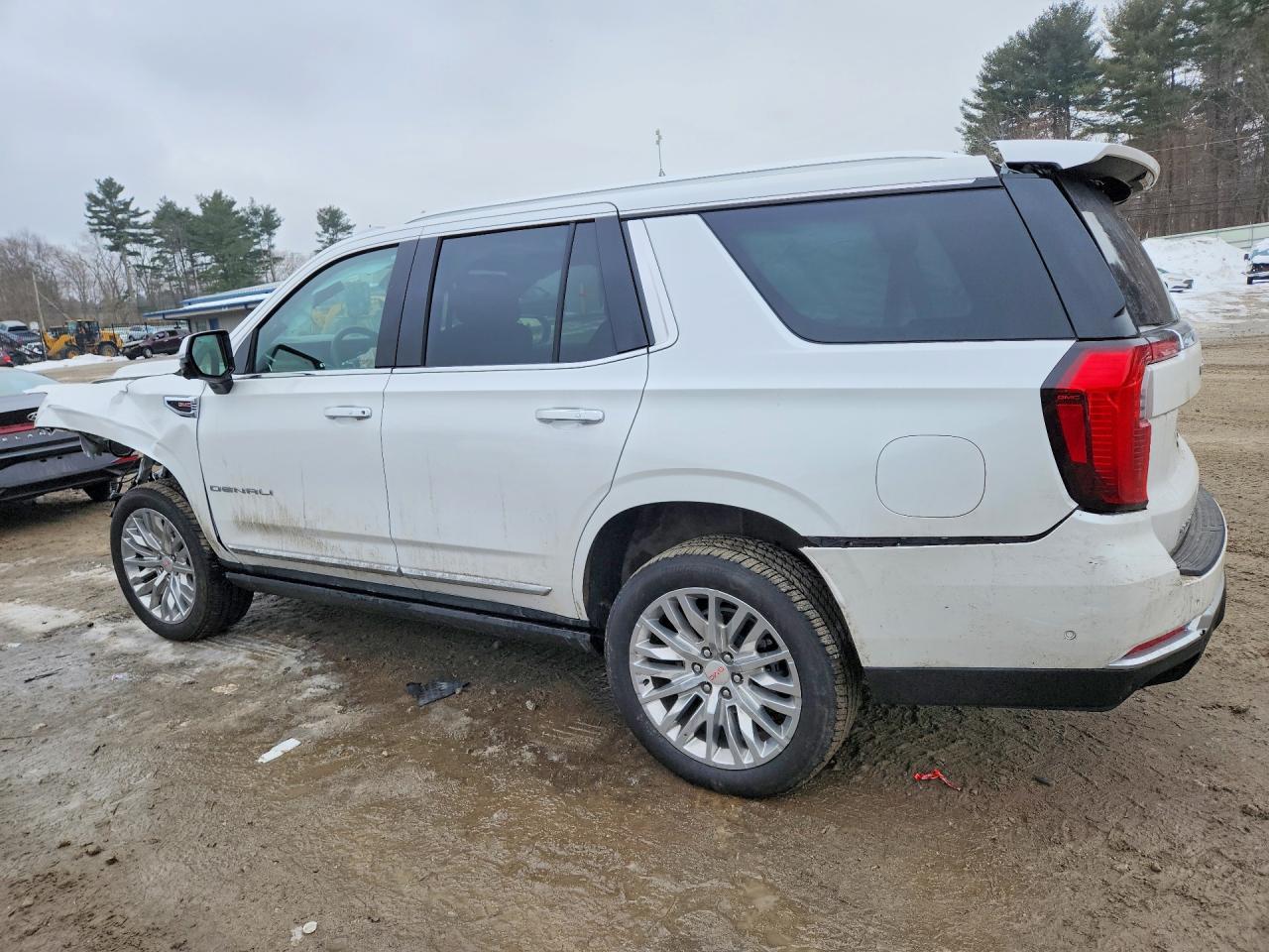 2025 GMC Yukon
