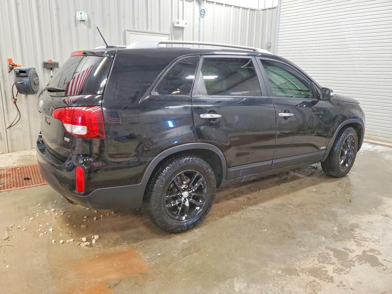 2015 KIA SORENTO