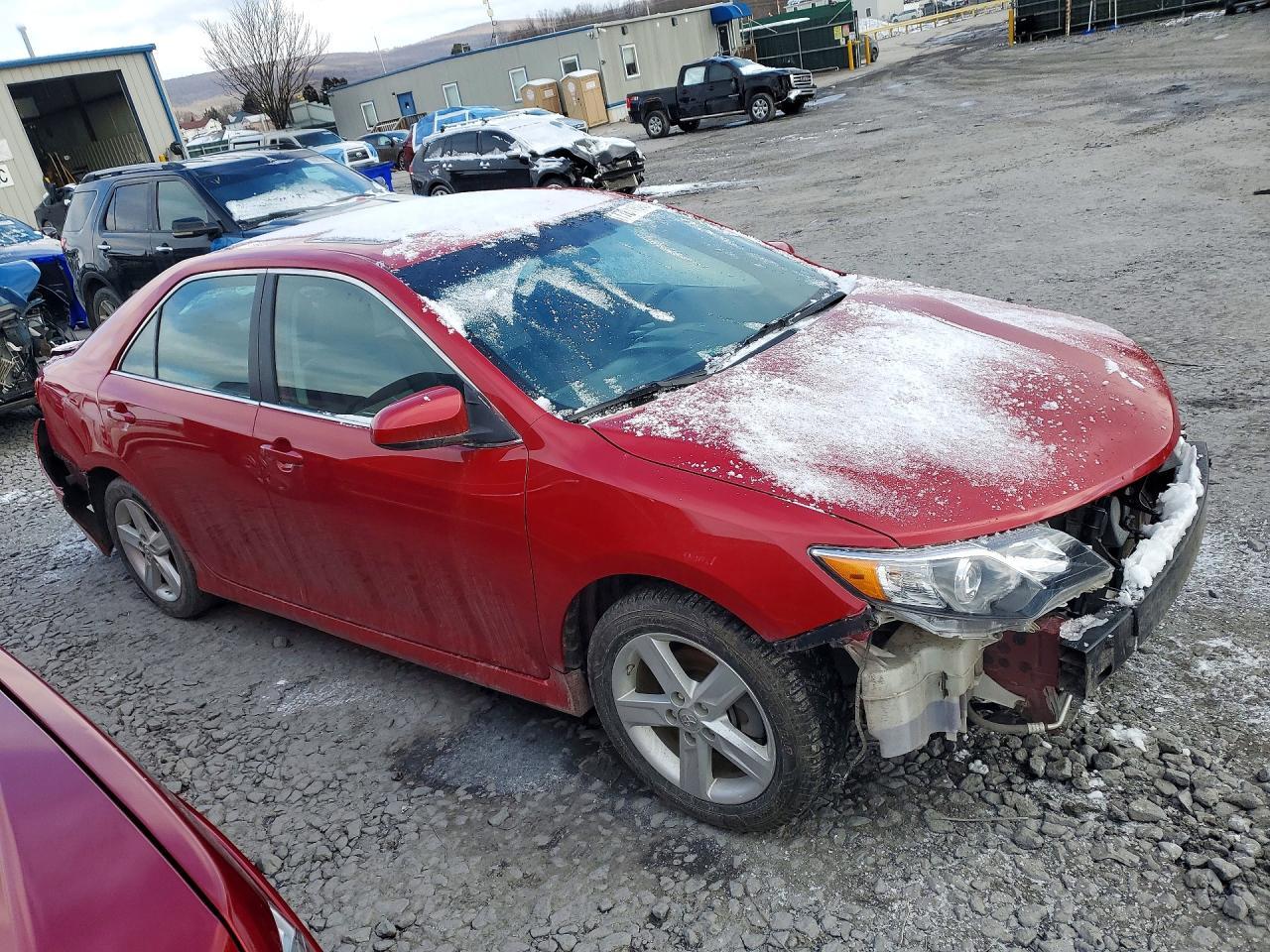 2013 TOYOTA CAMRY