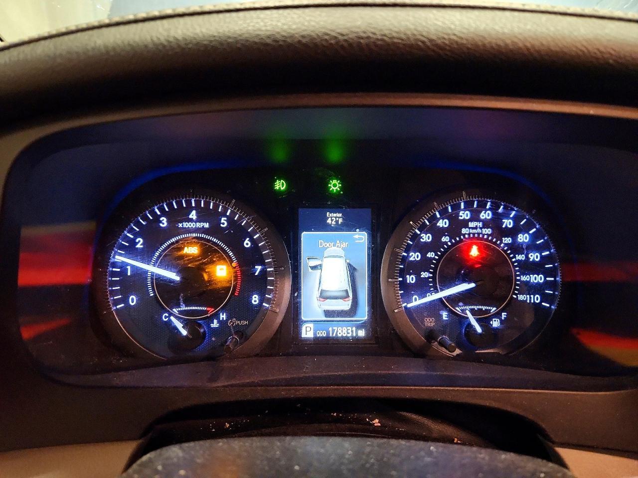 2015 TOYOTA SIENNA