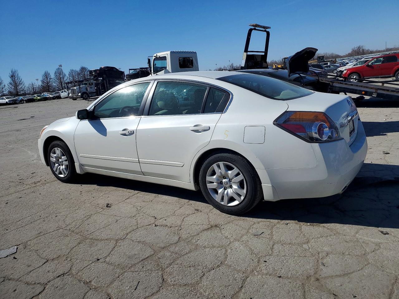 2012 NISSAN ALTIMA