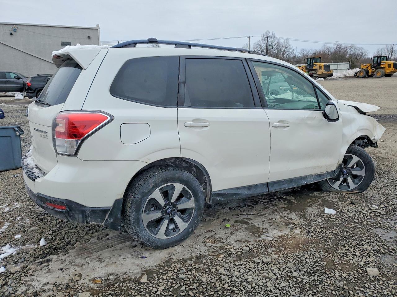 2017 SUBARU FORESTER