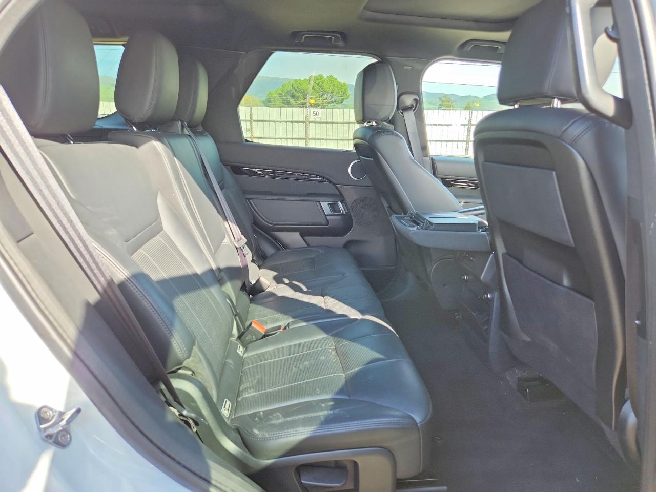 2019 LAND ROVER Discovery