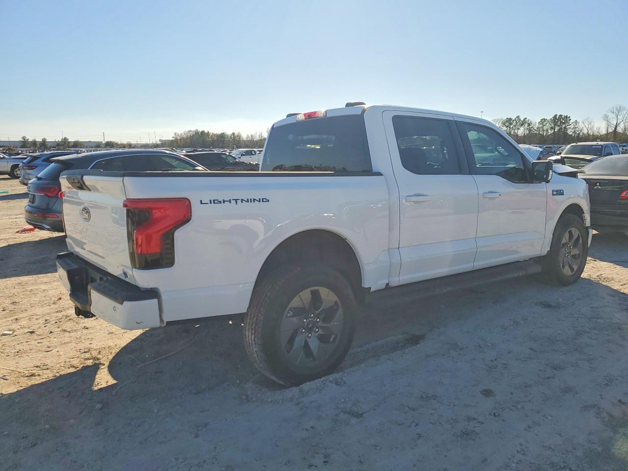 2025 FORD F-150 Lightning