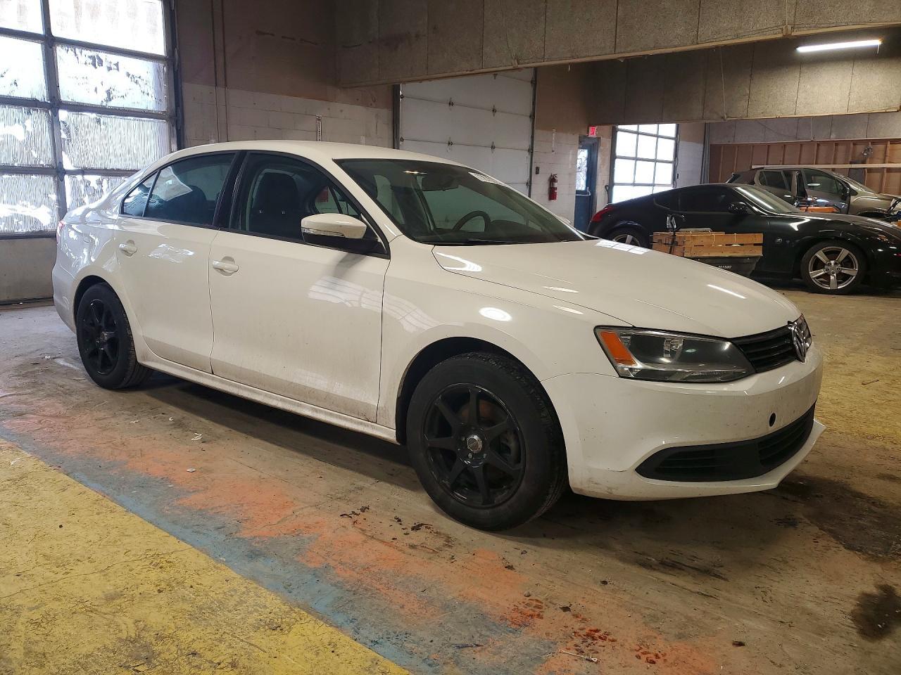 2014 VOLKSWAGEN JETTA