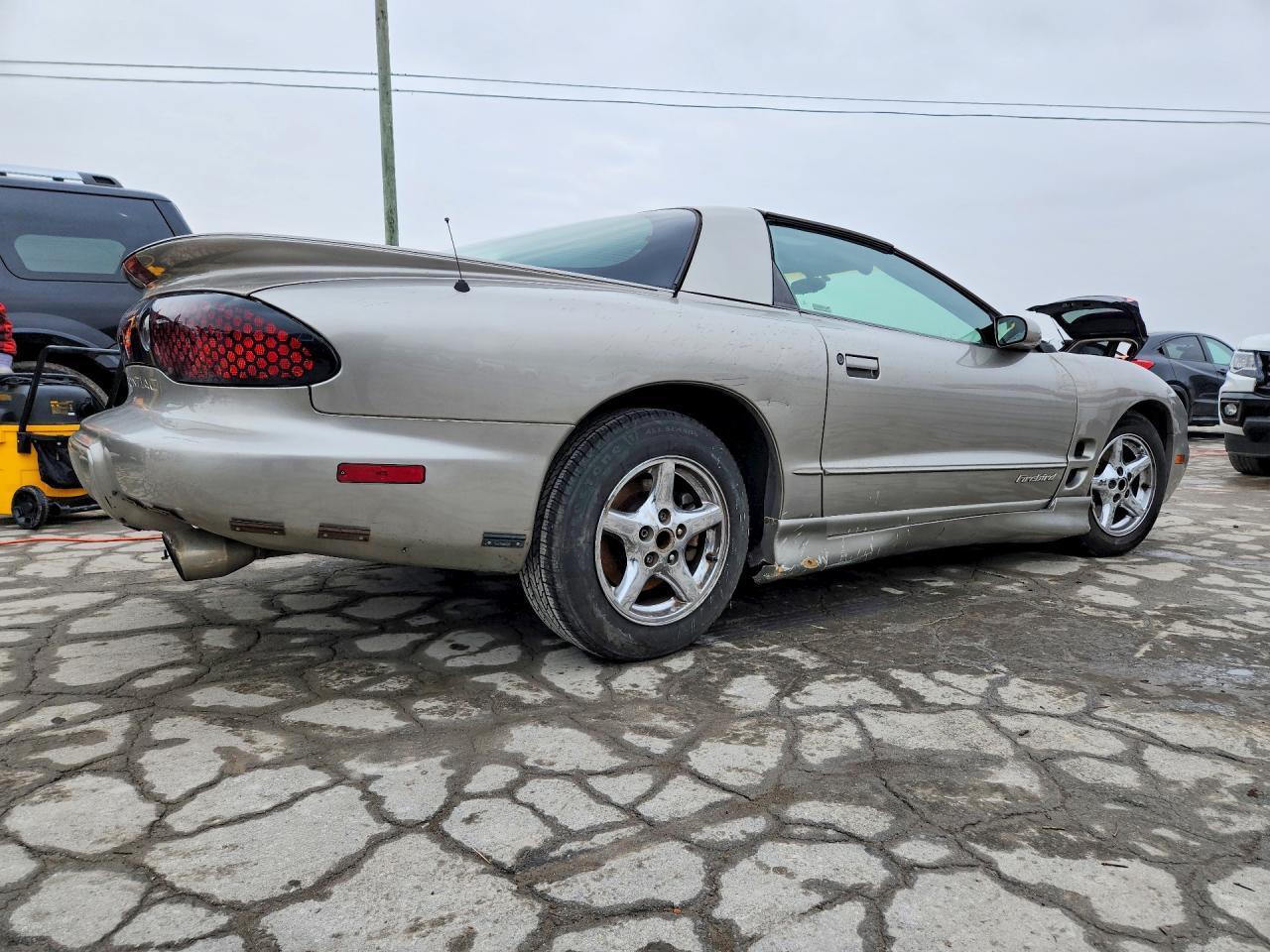 2000 PONTIAC Firebird