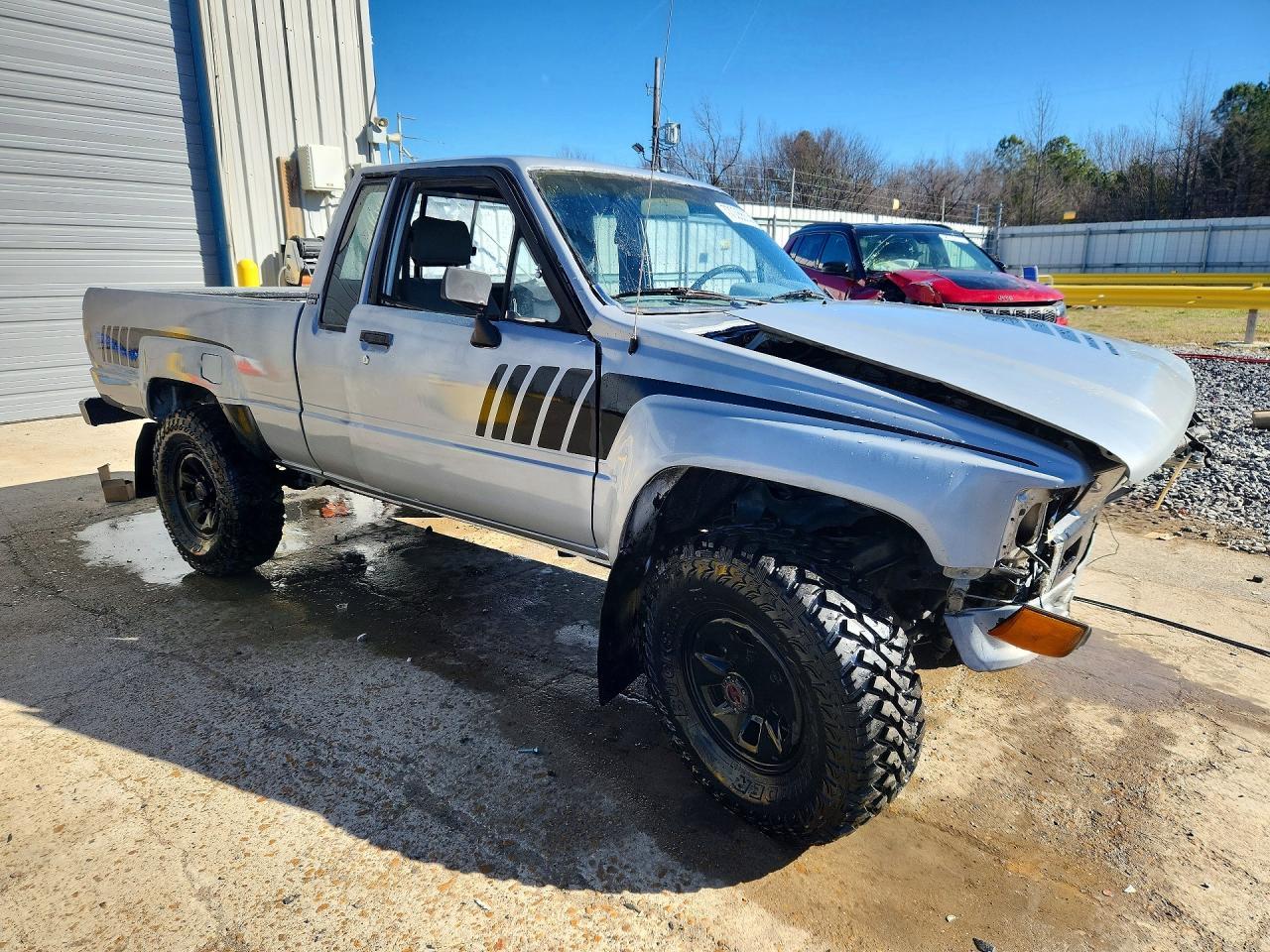 1987 TOYOTA Pickup