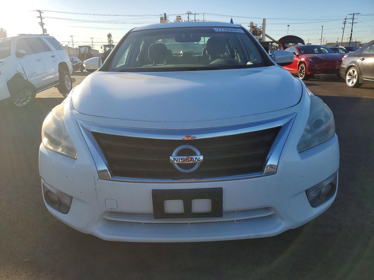 2014 NISSAN