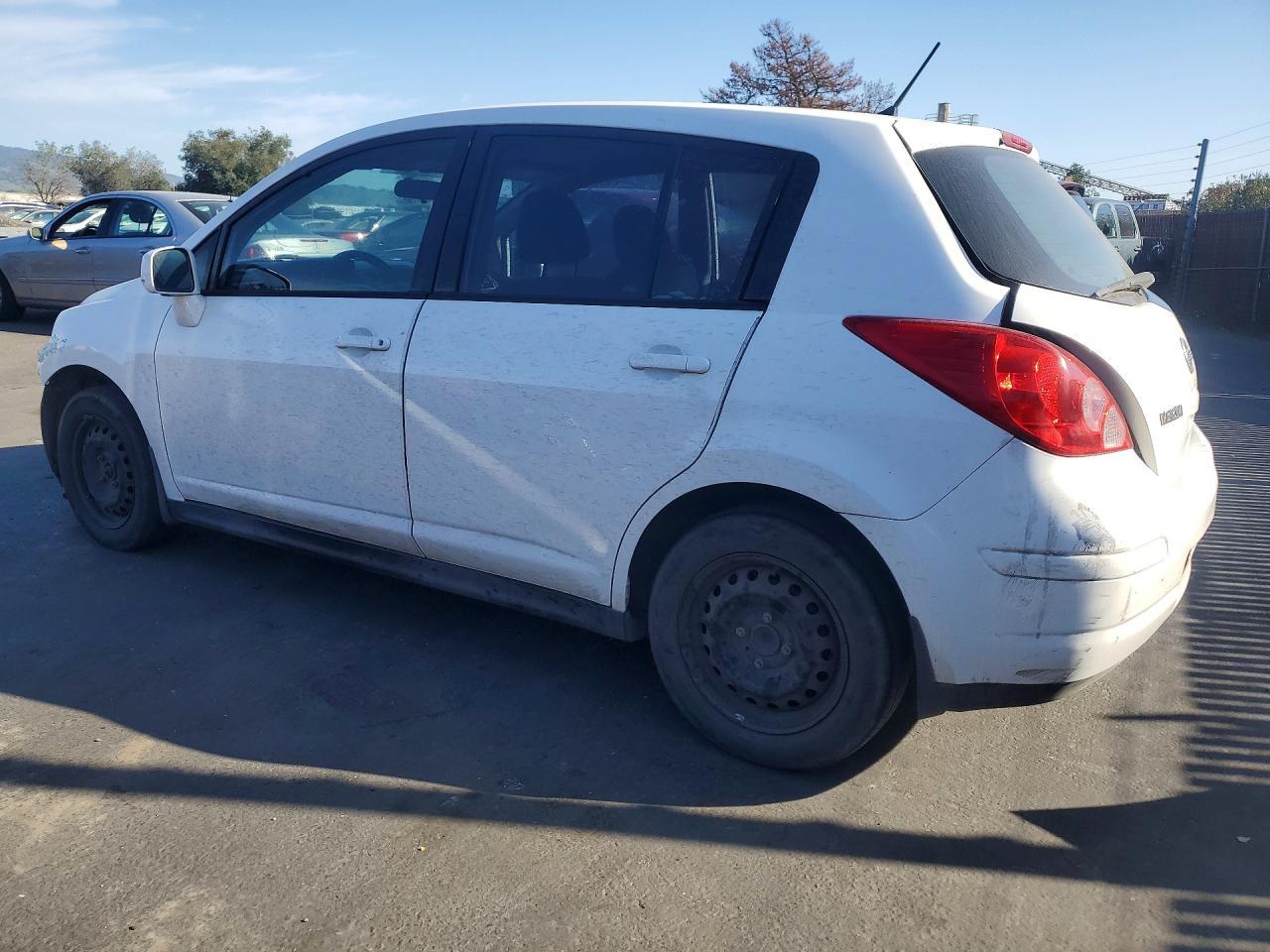 2012 NISSAN VERSA