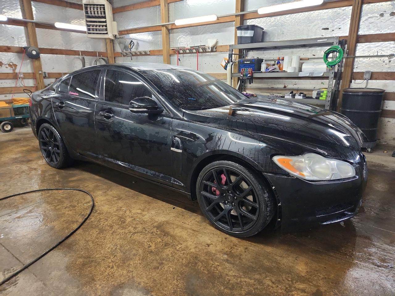 2010 JAGUAR XF