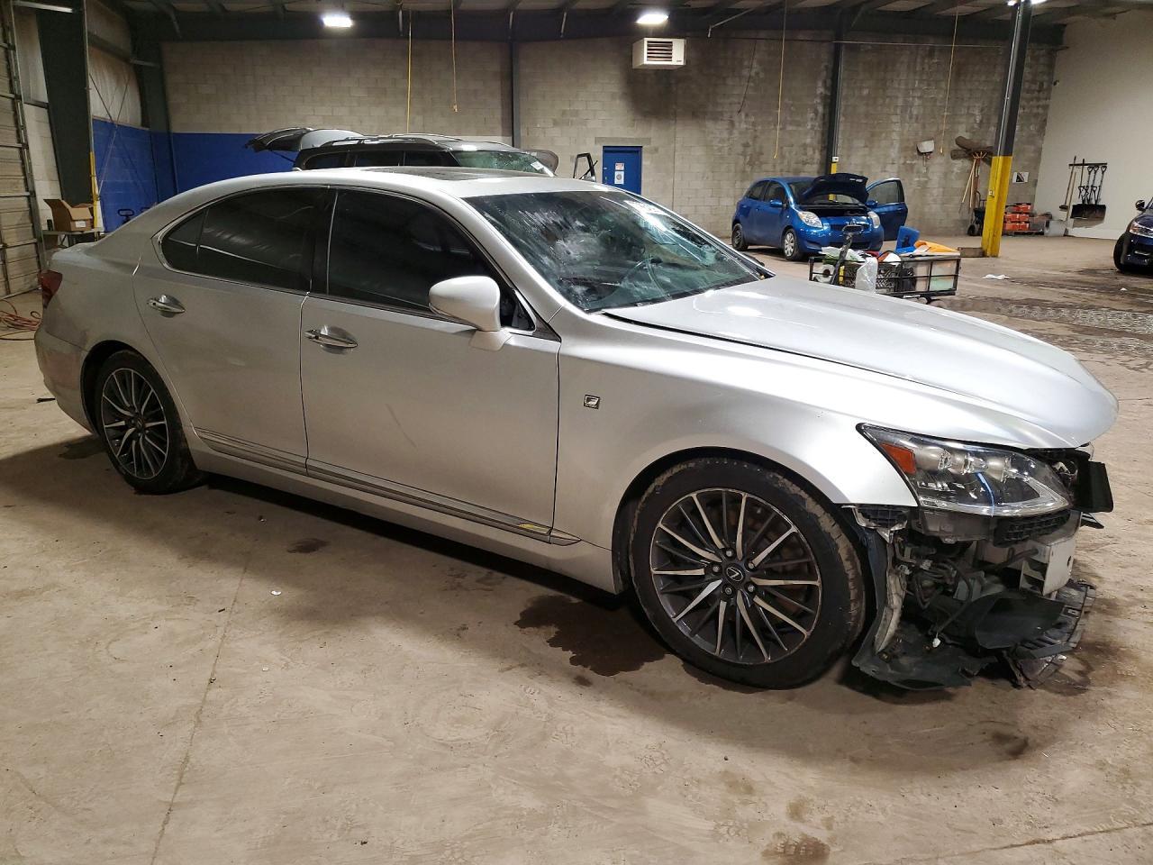 2013 LEXUS LS 460