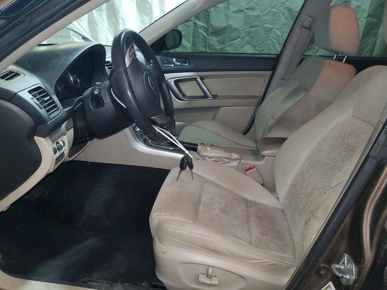2009 SUBARU Outback