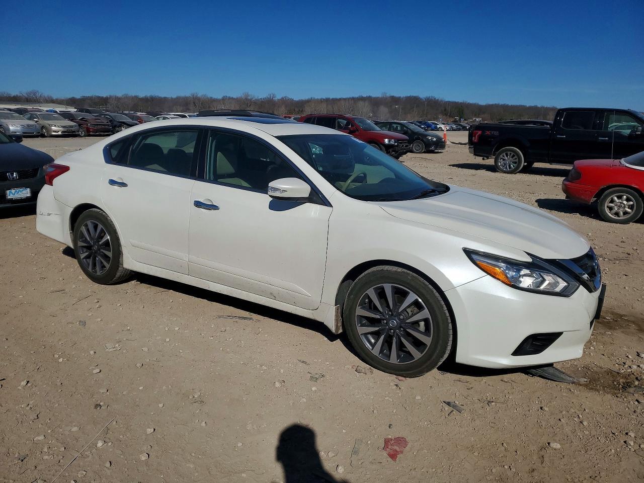 2016 NISSAN ALTIMA