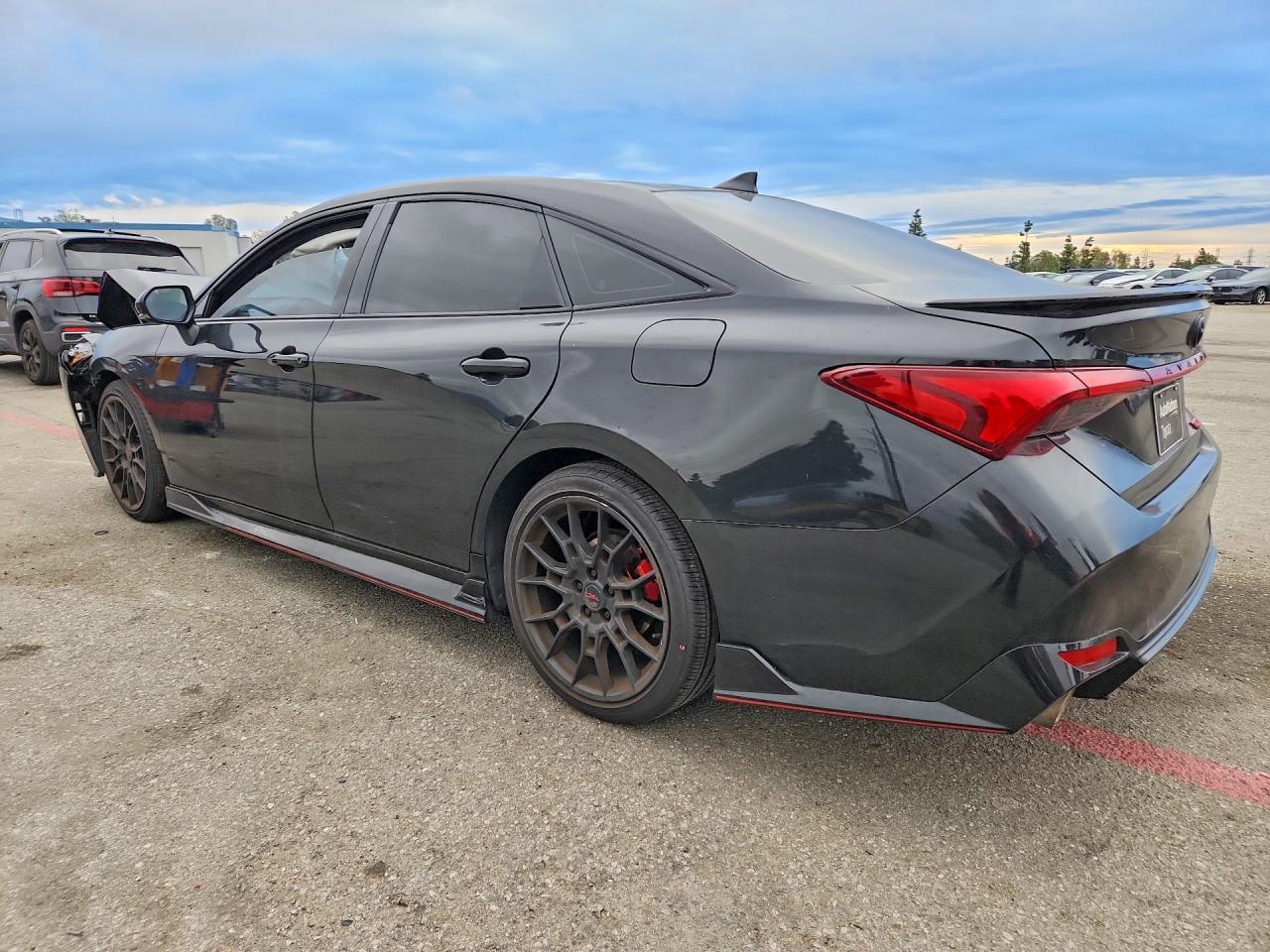 2020 TOYOTA Avalon
