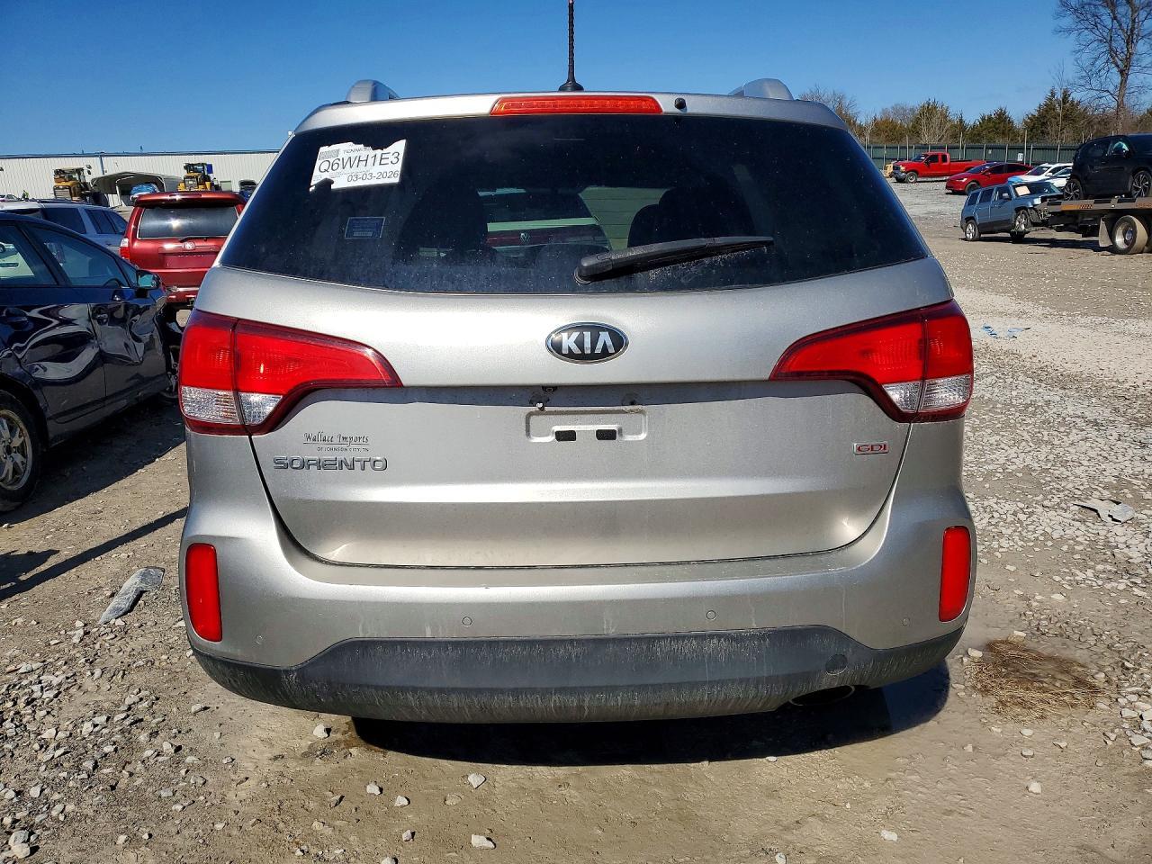 2015 KIA SORENTO