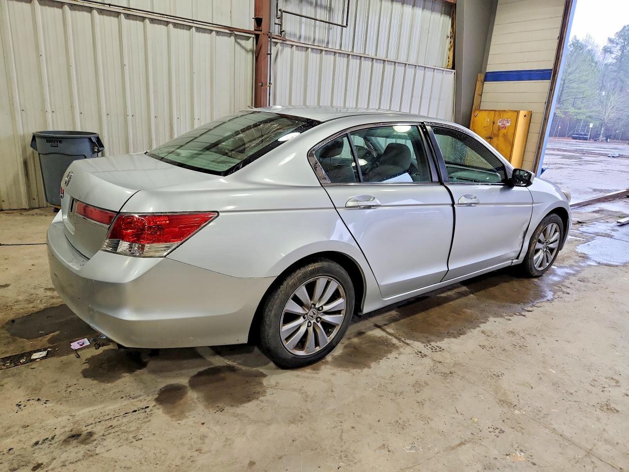 2011 HONDA ACCORD