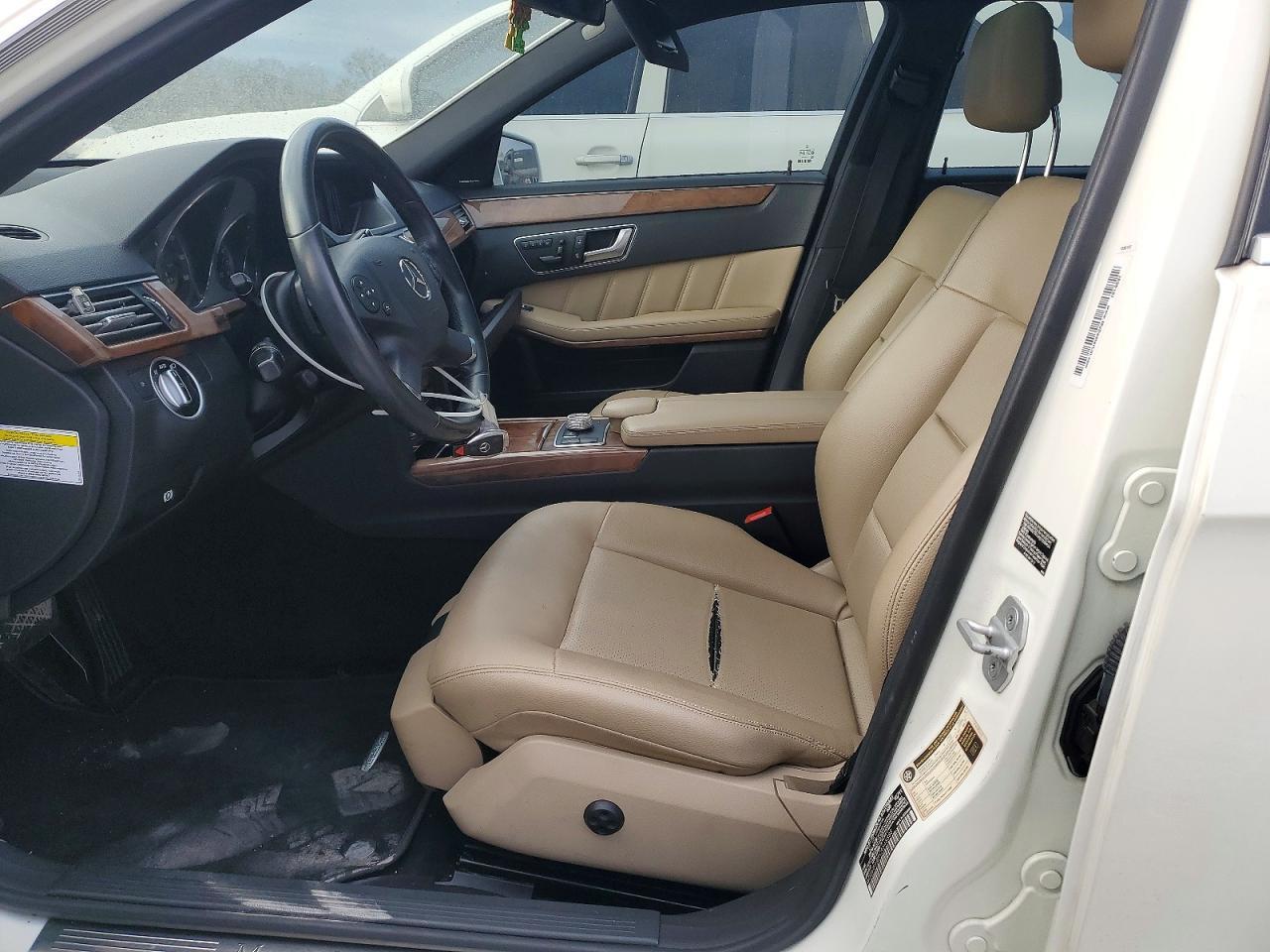 2012 MERCEDES-BENZ E-Class