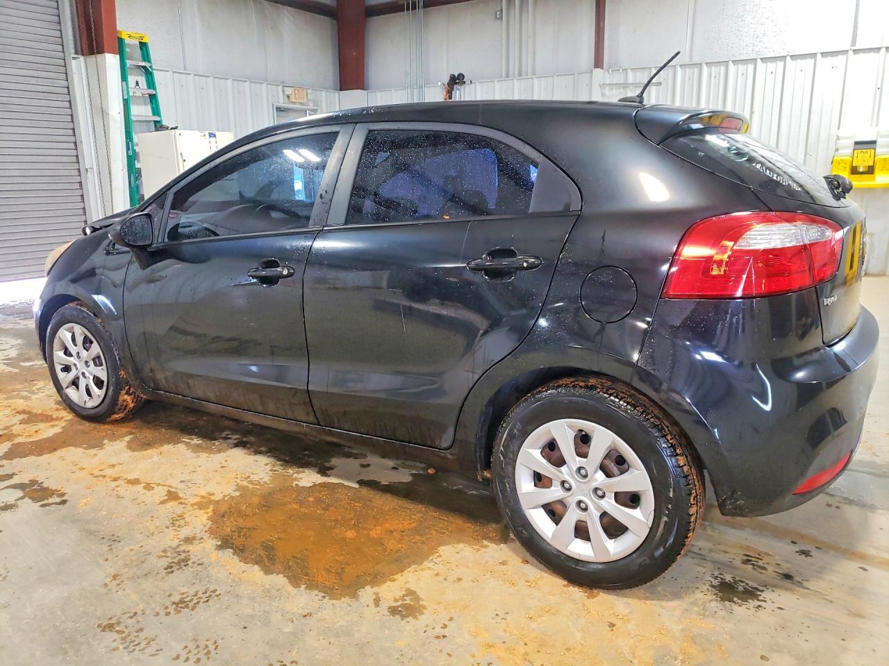 2013 KIA RIO