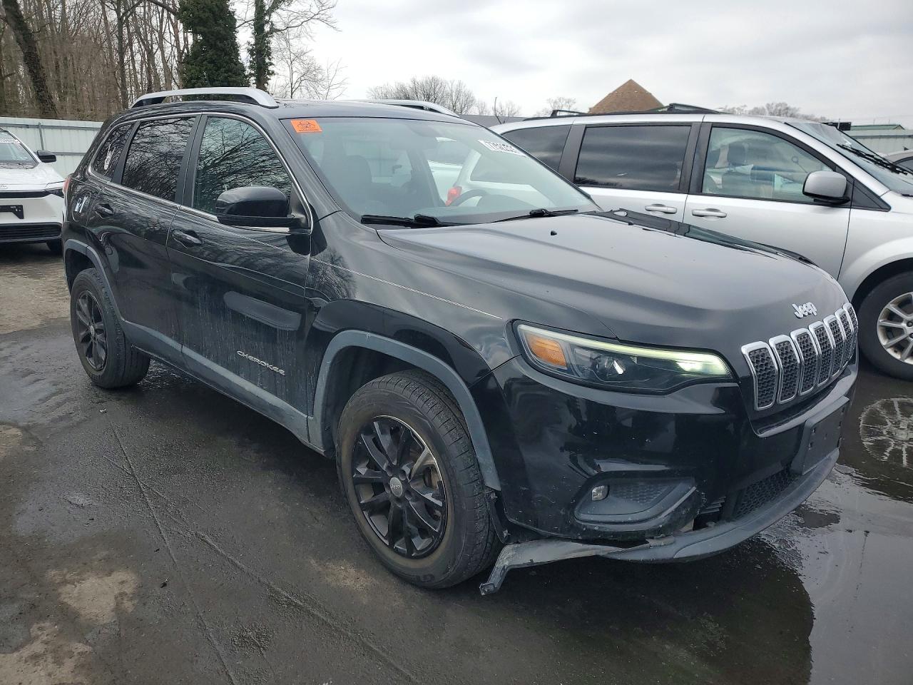 2019 JEEP CHEROKEE