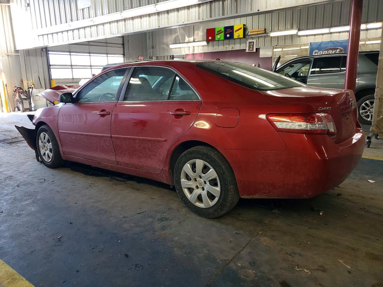 2011 TOYOTA CAMRY