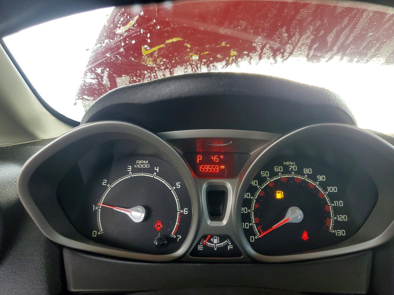 2011 FORD Fiesta