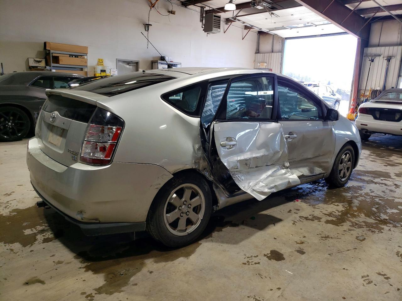 2005 TOYOTA PRIUS