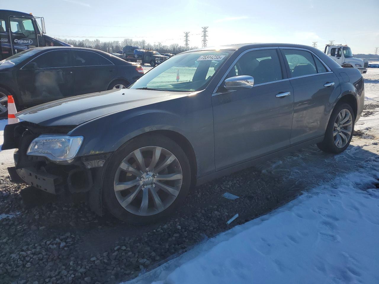 2019 CHRYSLER 300