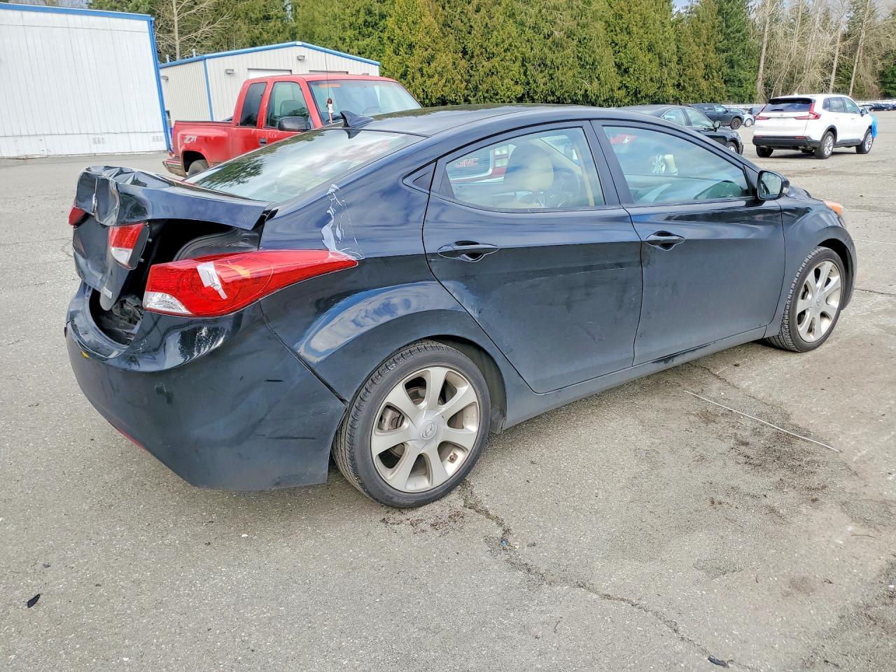2012 HYUNDAI ELANTRA