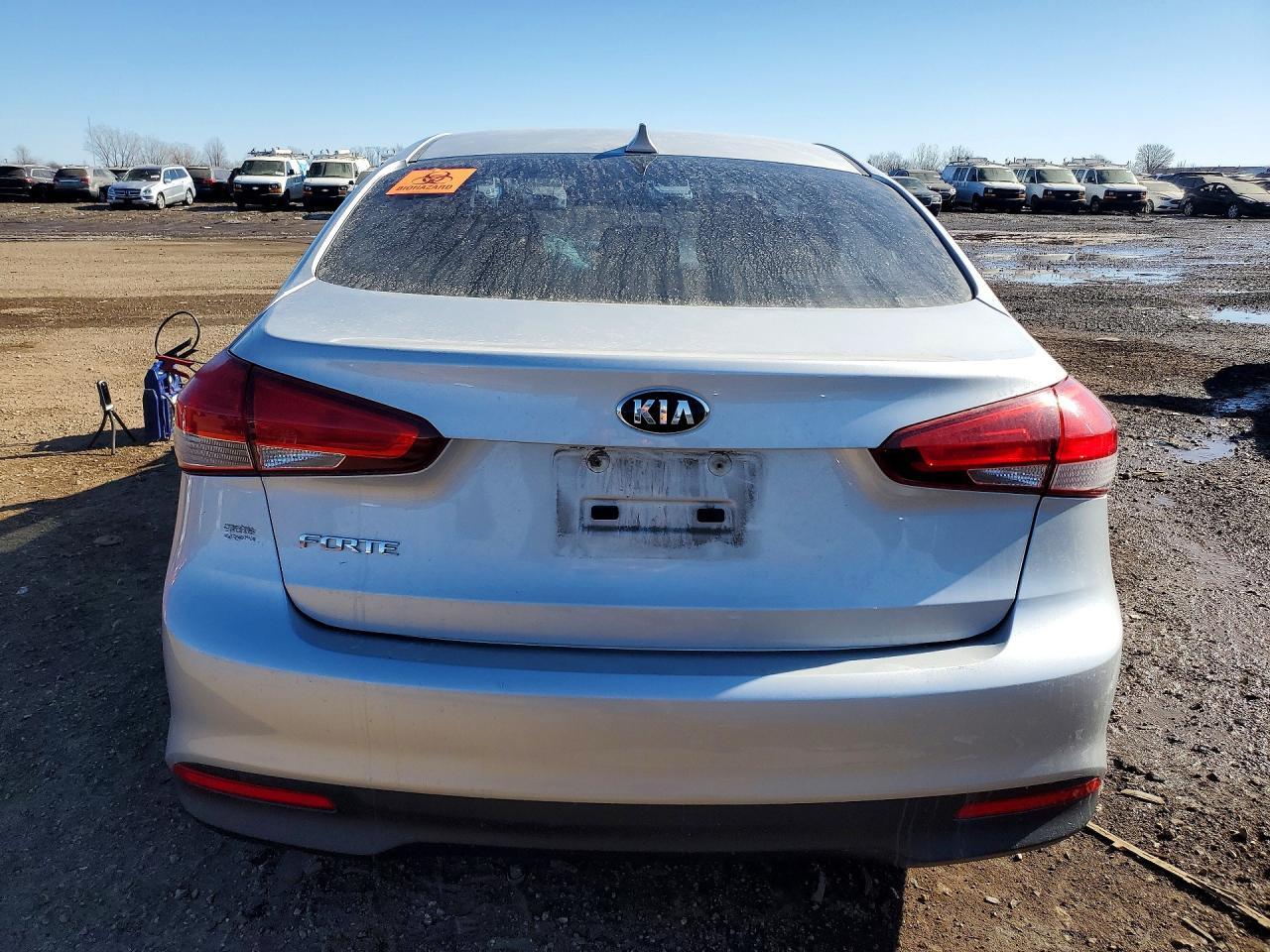 2017 KIA FORTE