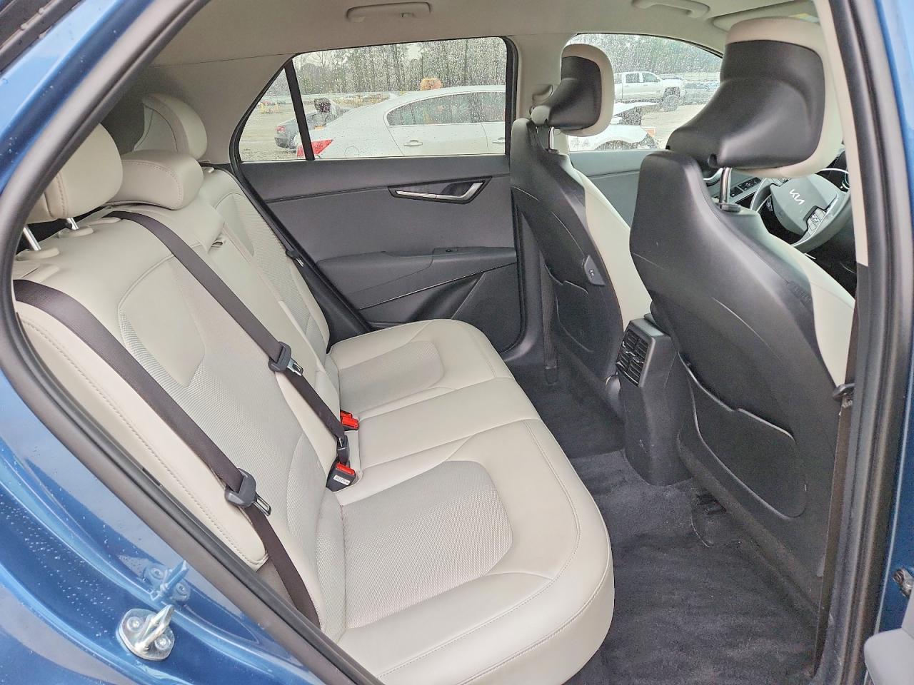 2025 KIA Niro
