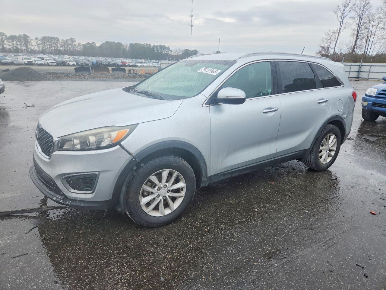 2017 KIA SORENTO