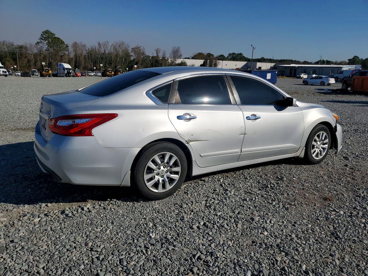 2016 NISSAN ALTIMA