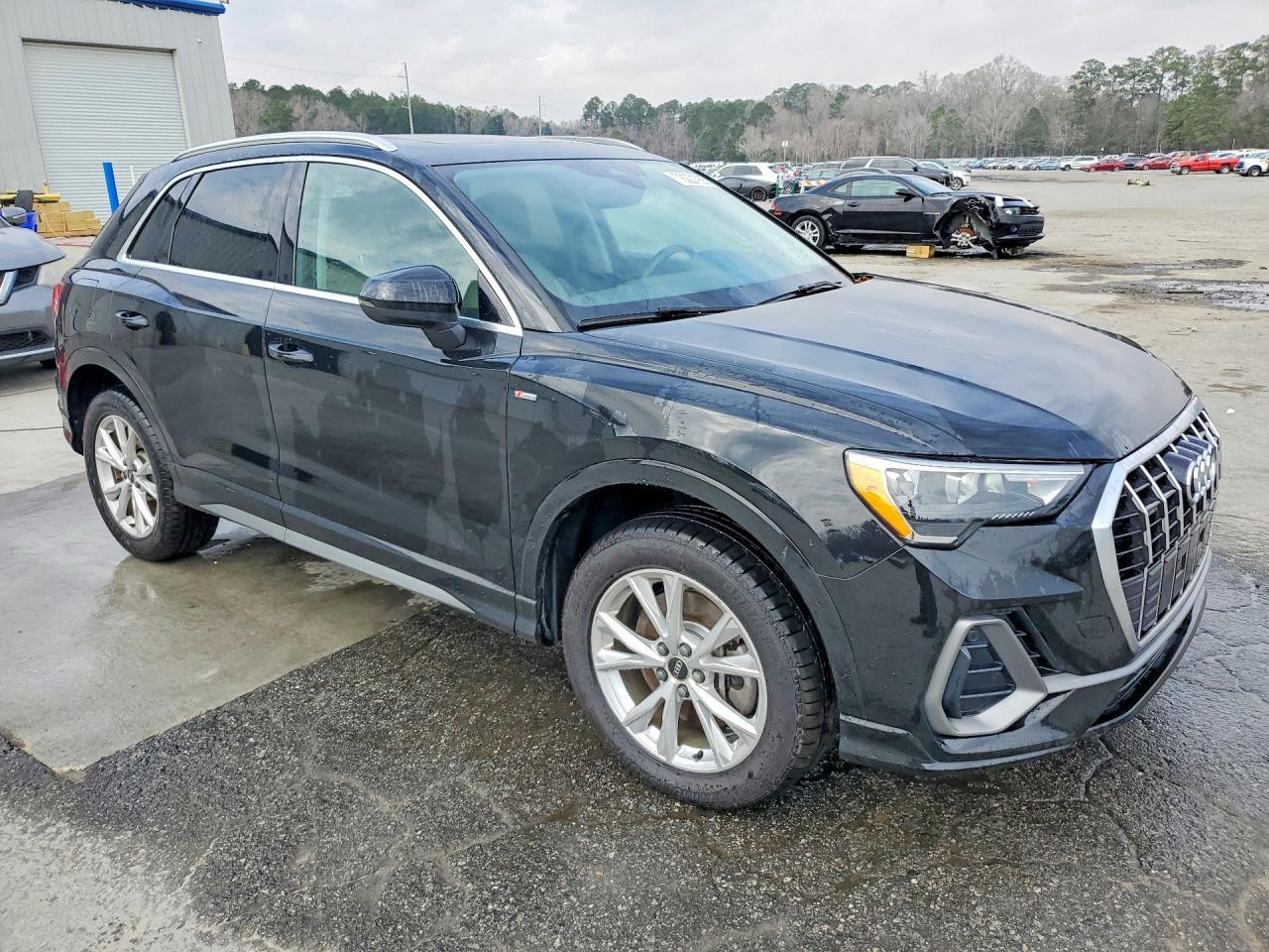 2022 AUDI Q3