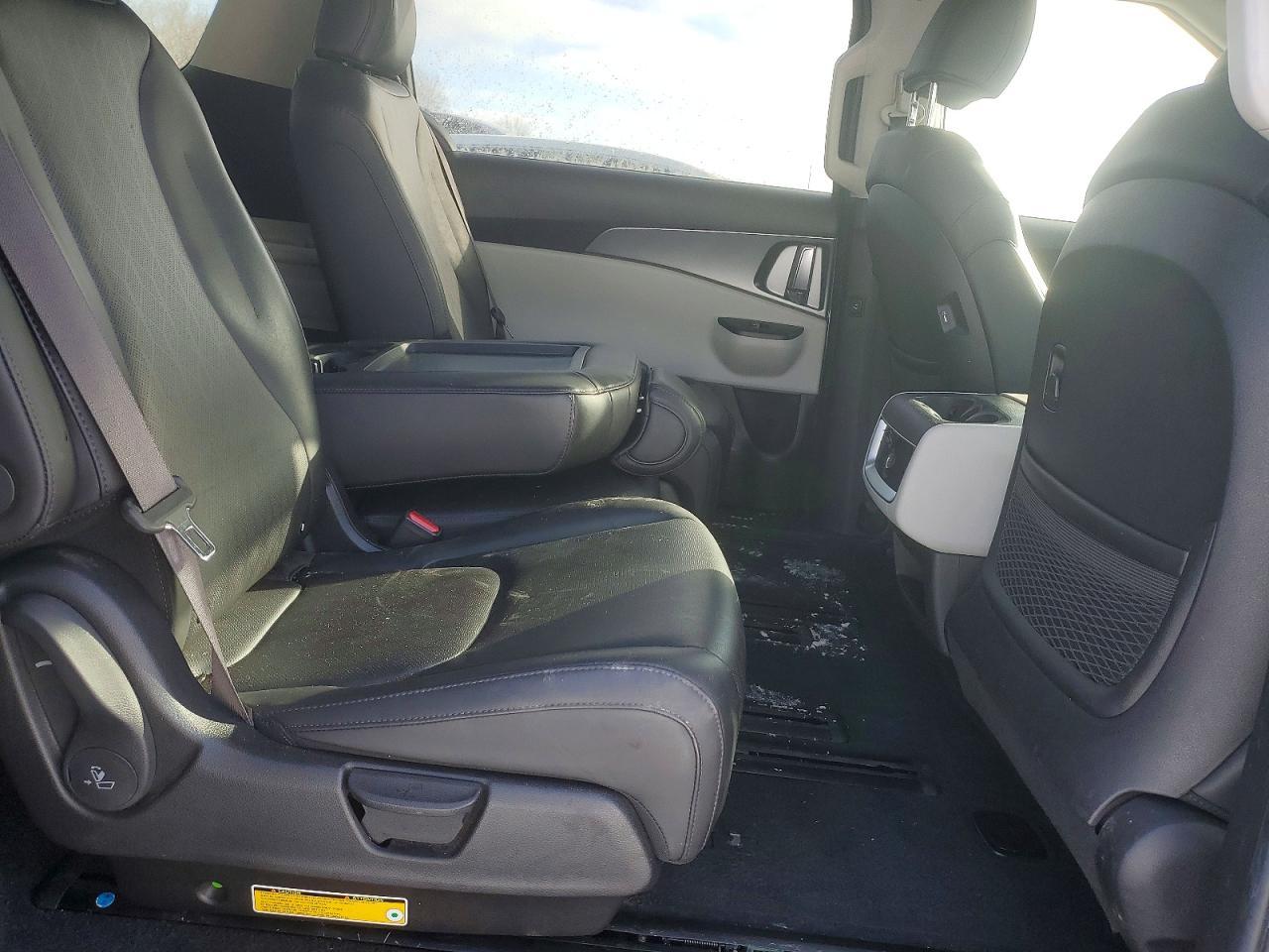 2022 KIA Carnival