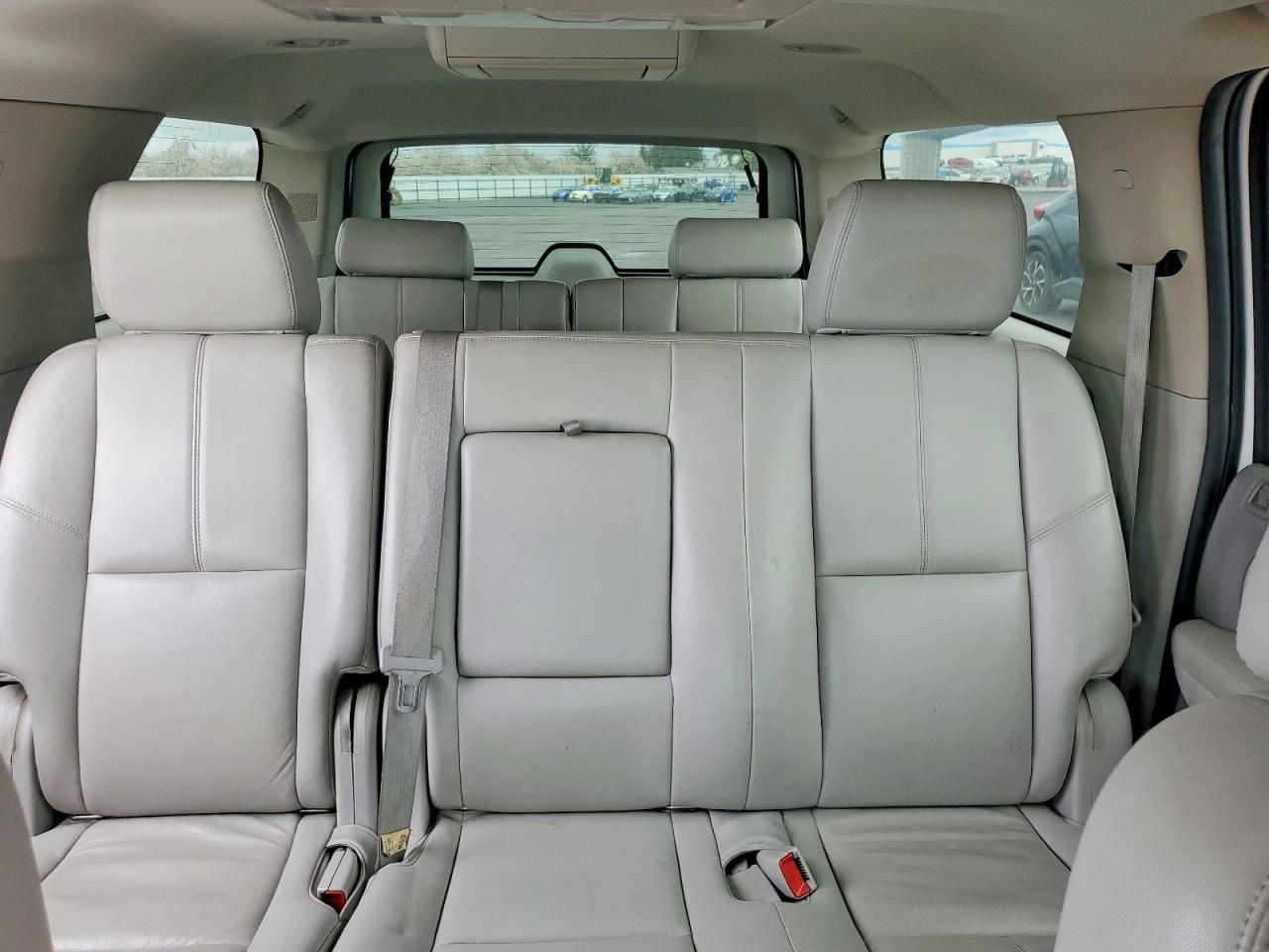 2014 CHEVROLET Suburban