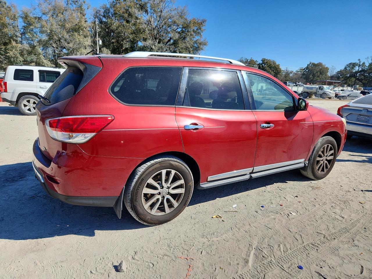 2015 NISSAN PATHFINDER