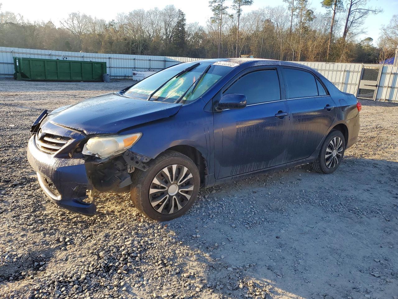 2013 TOYOTA COROLLA
