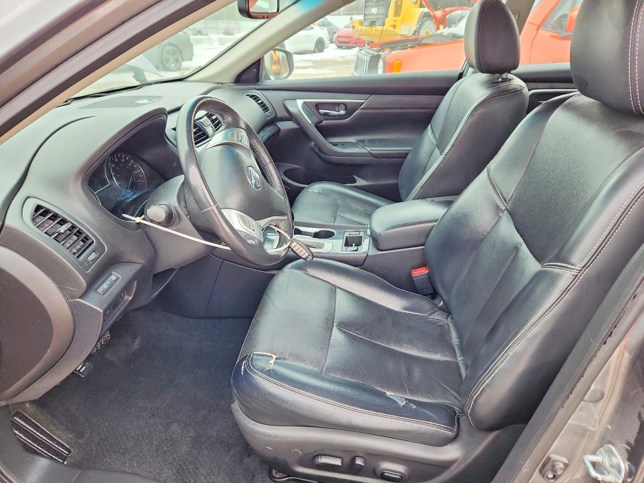 2017 NISSAN ALTIMA