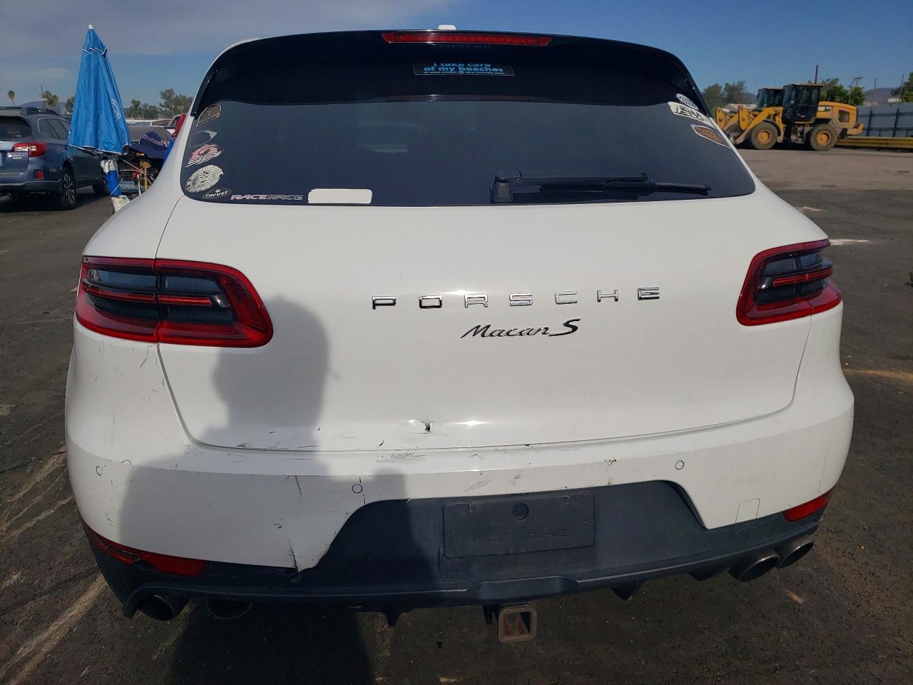 2015 PORSCHE Macan