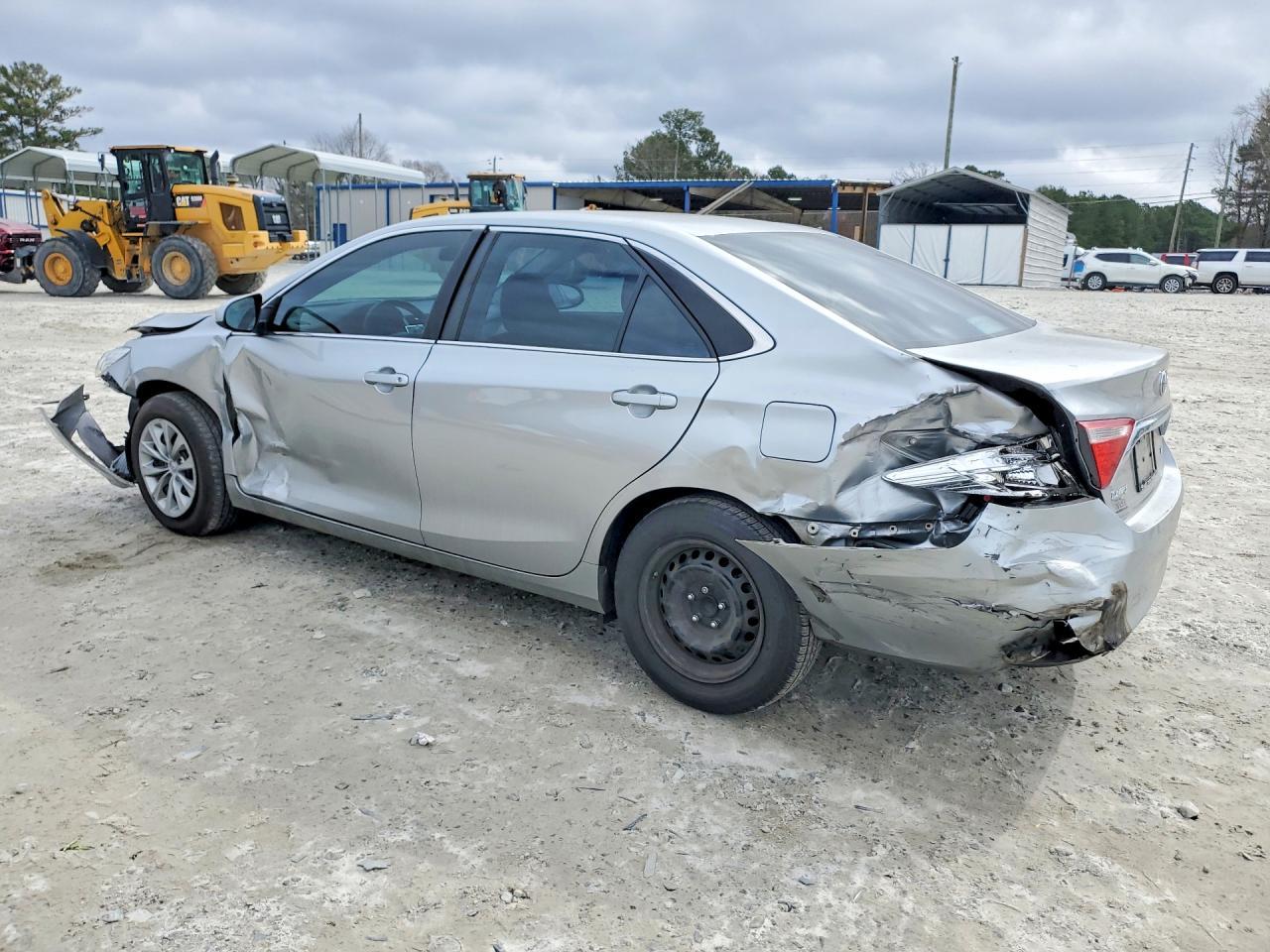 2017 TOYOTA CAMRY