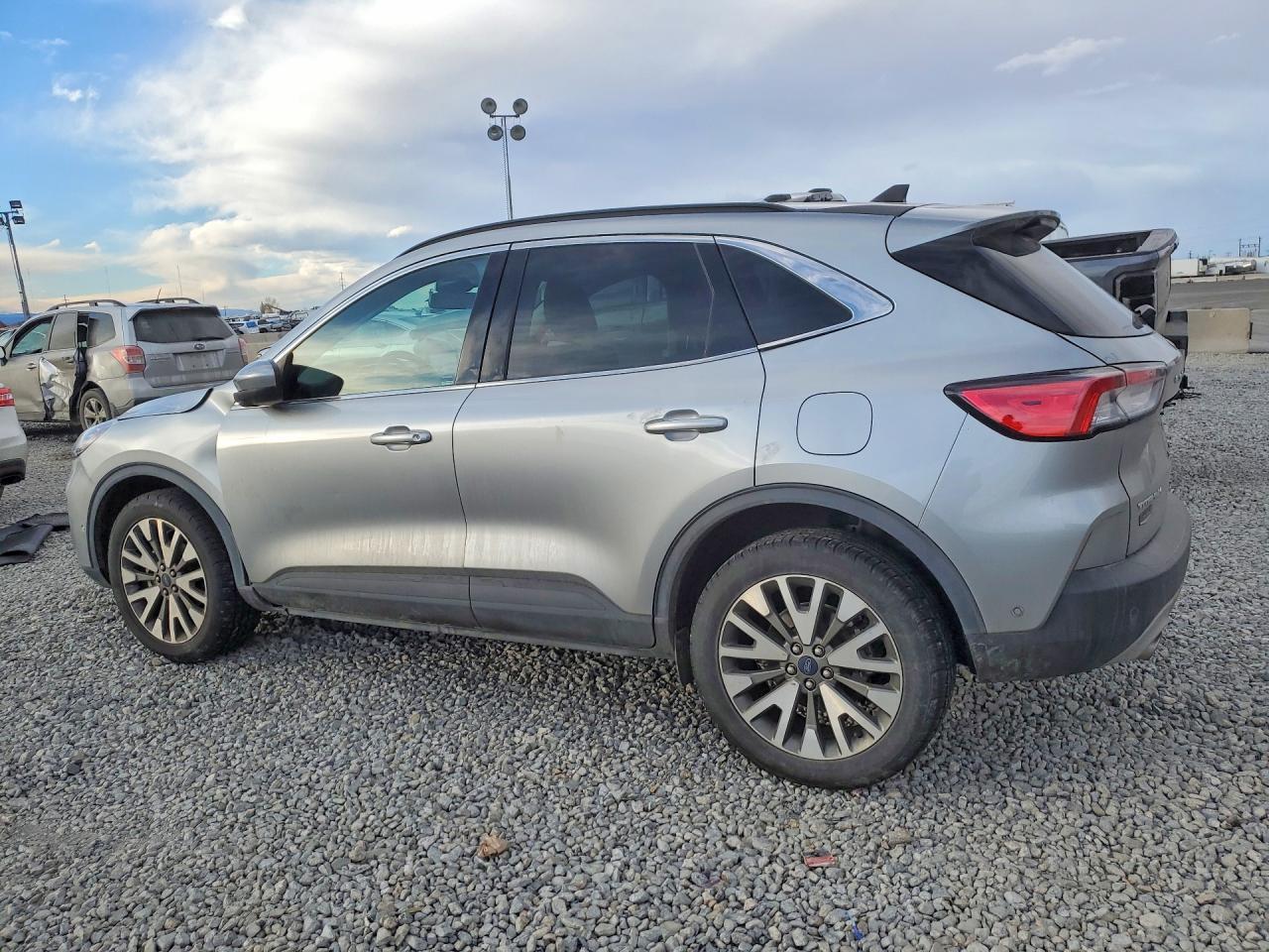 2021 FORD ESCAPE