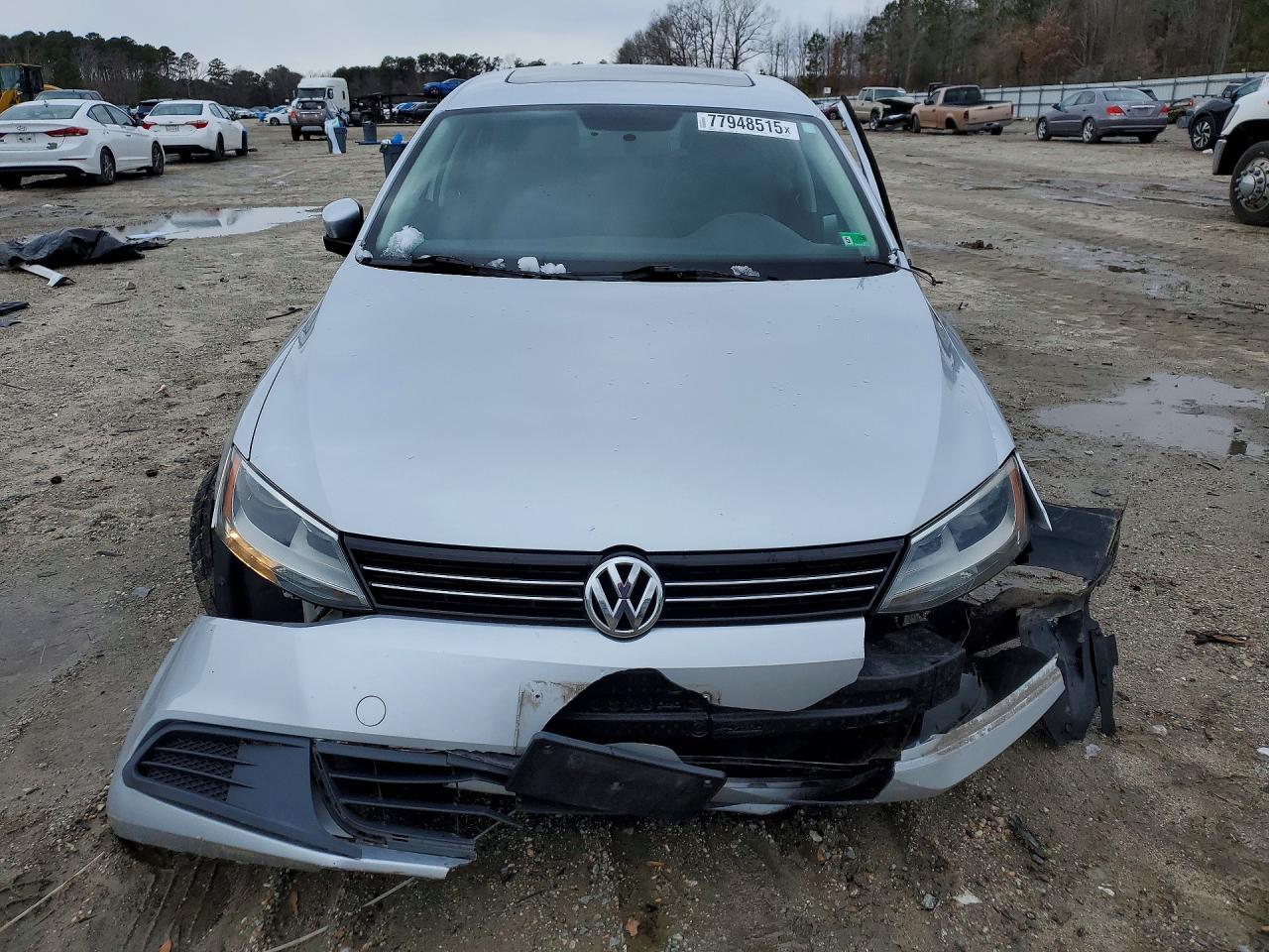 2013 VOLKSWAGEN JETTA