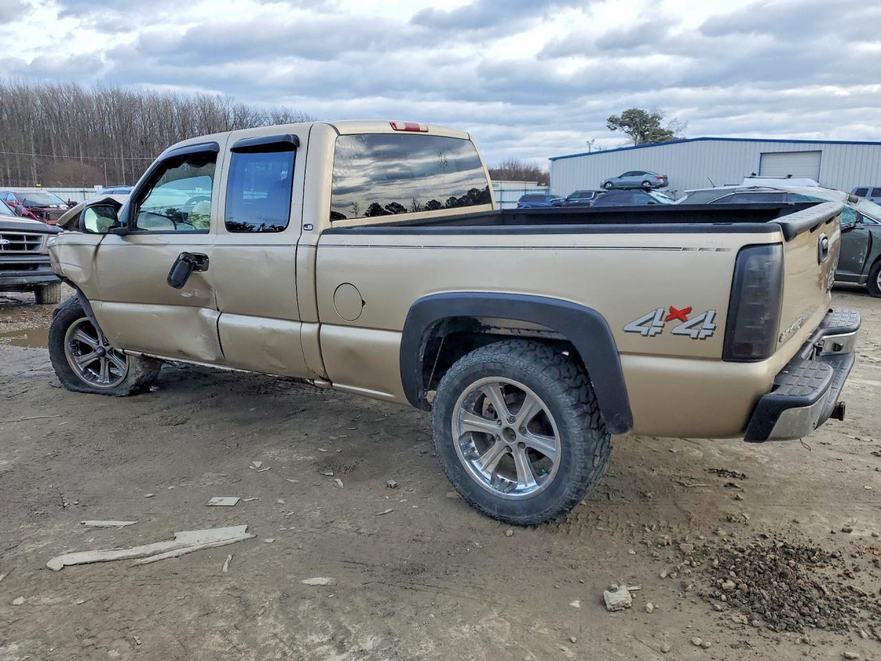 2004 CHEVROLET Silverado