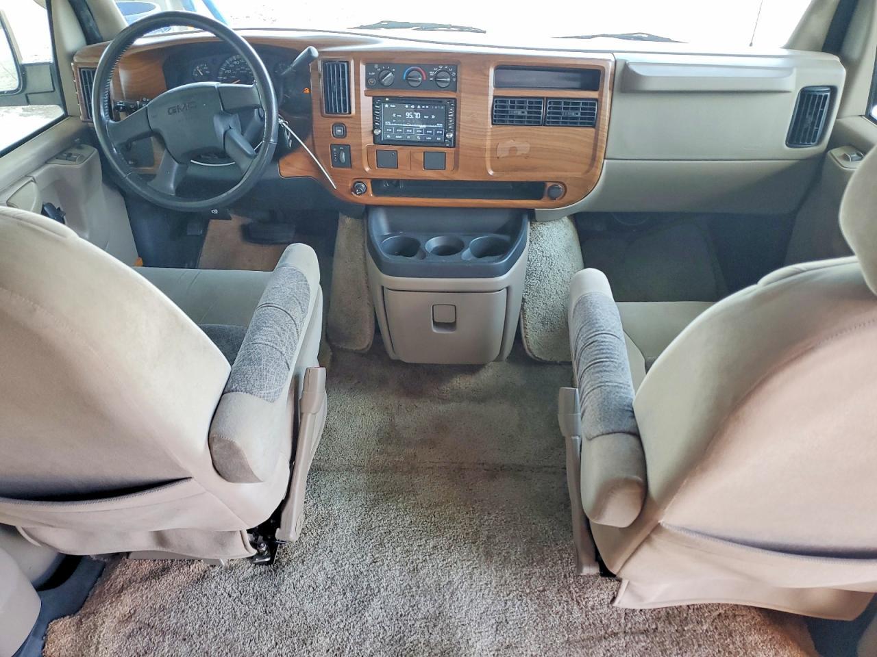 2004 GMC Savana