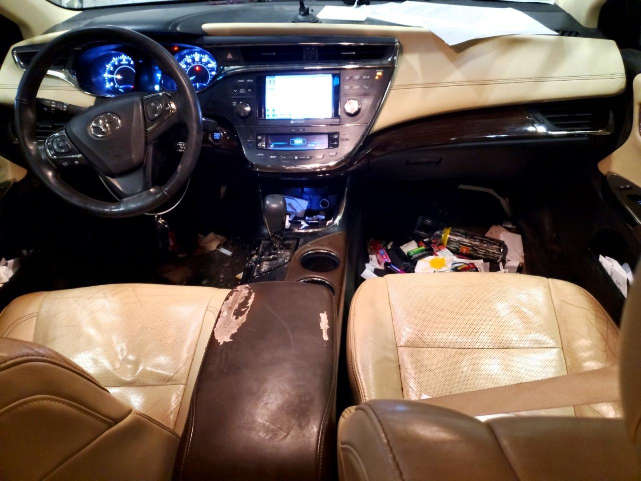 2013 TOYOTA Avalon