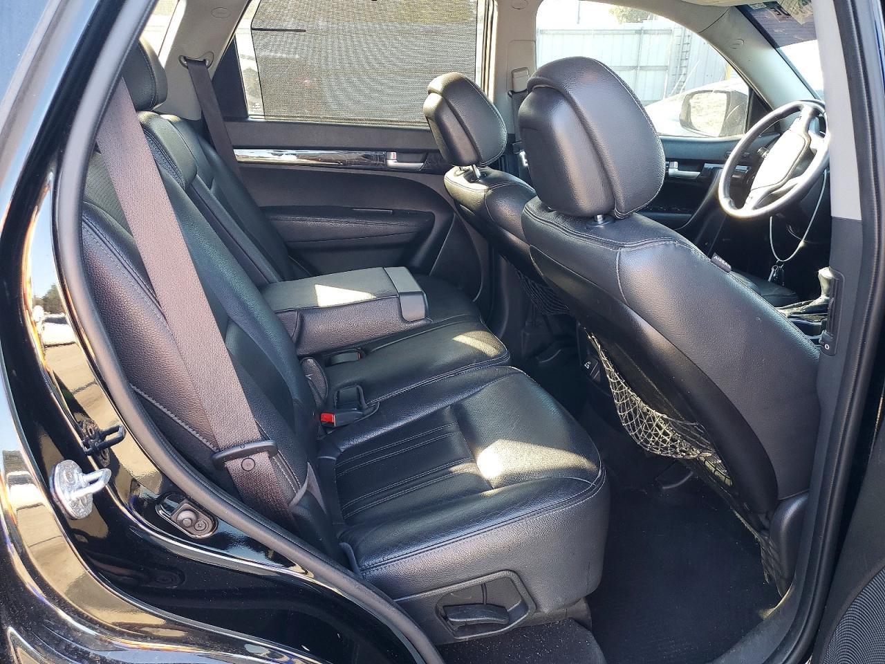 2014 KIA SORENTO