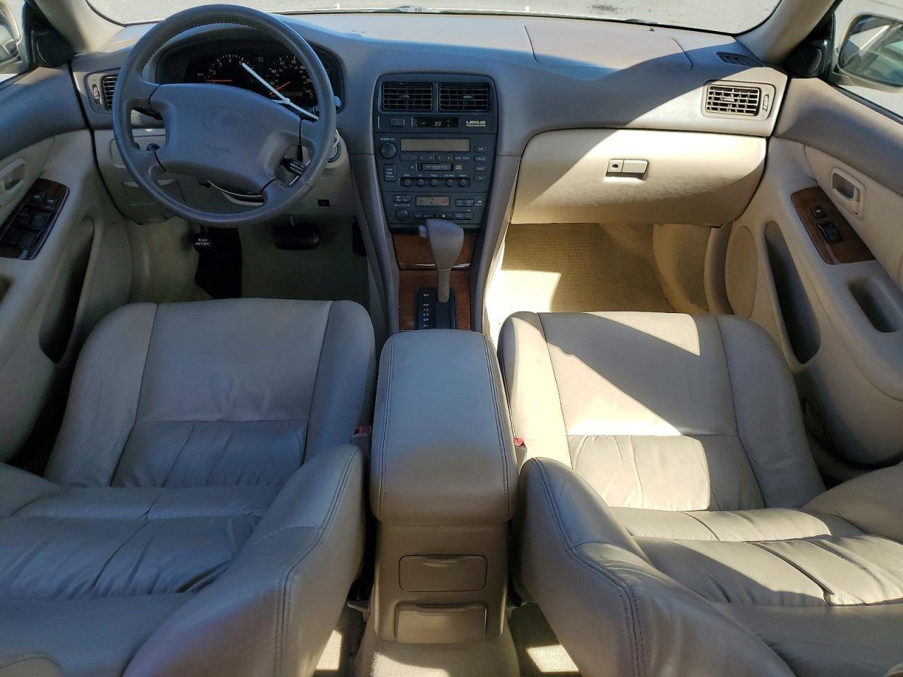 1999 LEXUS Es 300