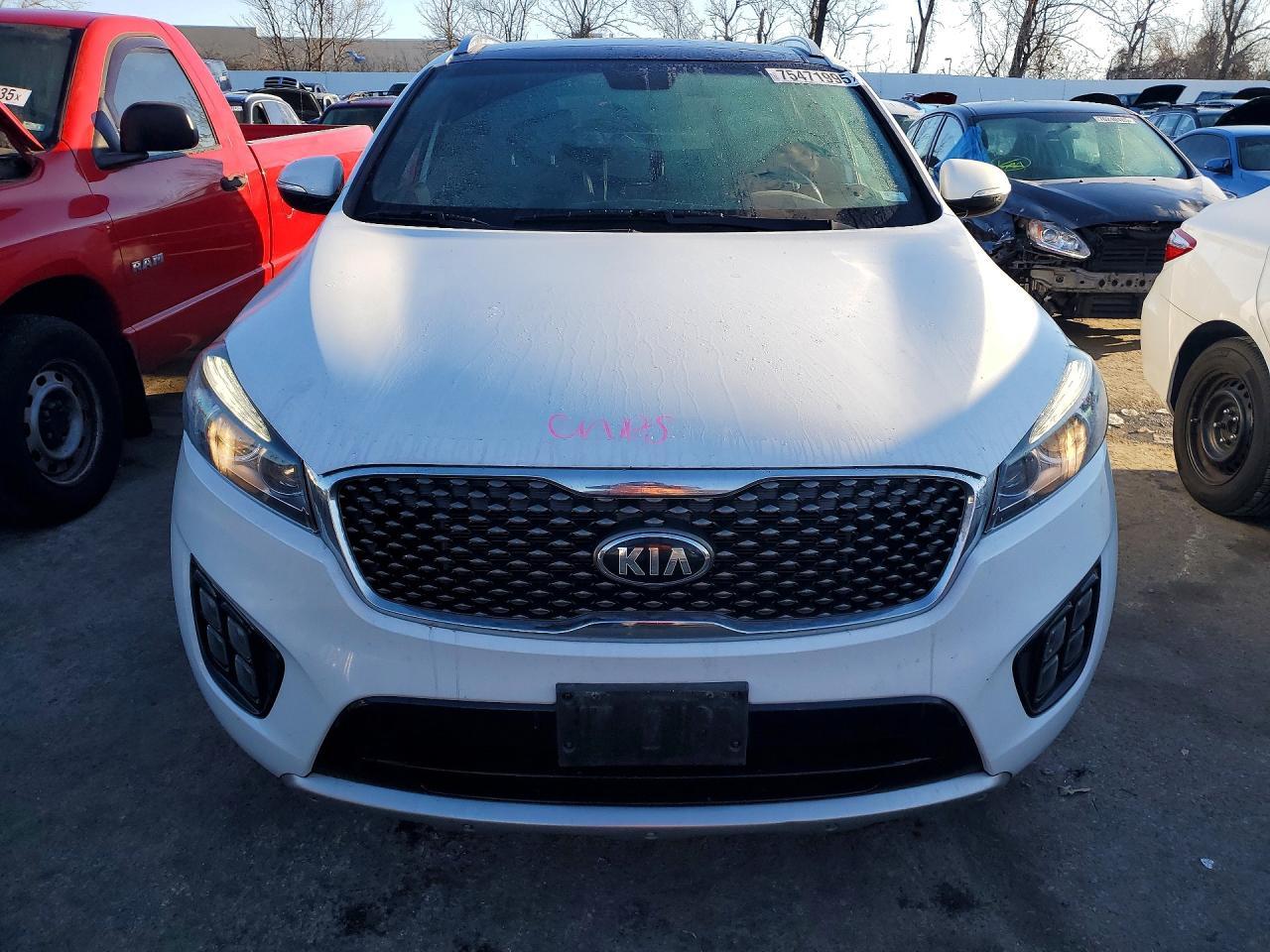 2016 KIA SORENTO